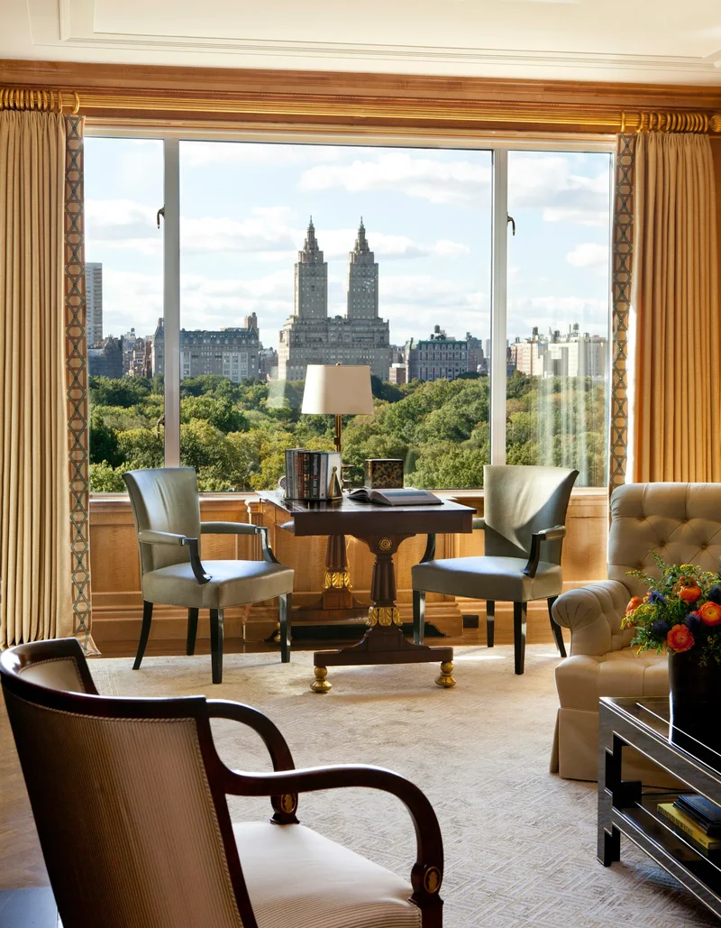 FIFTH AVENUE, New York, New York, United States. - Photo 11