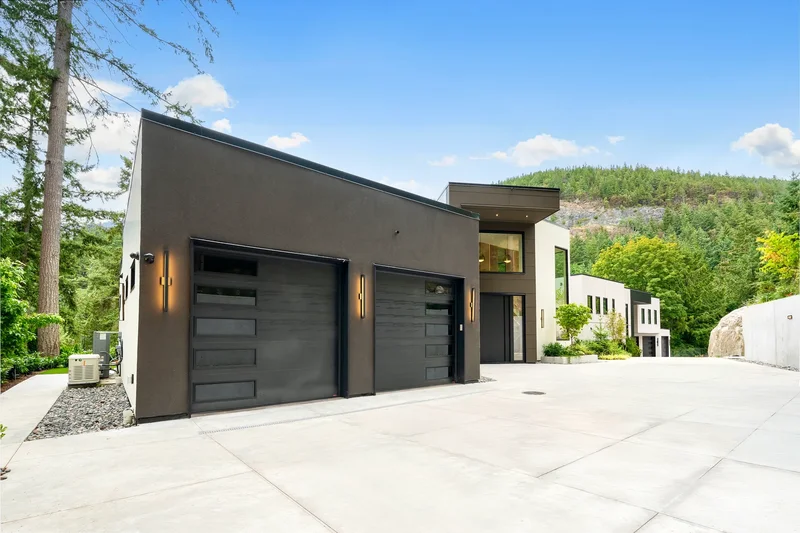 5773 Primrose Pl, West Vancouver, BC V7W 1T4, Canada, West Vancouver, British Columbia, Canada. - Photo 38
