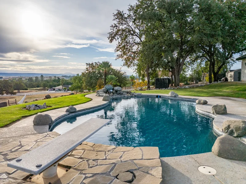 21810 Los Altos Drive , Palo Cedro, CA 96073, Palo Cedro, California, United States. - Photo 19