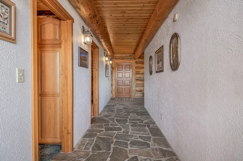 23125 Fawn Creek Road , Steamboat Springs, CO 80487, Steamboat Springs, Colorado, United States. - Photo 15