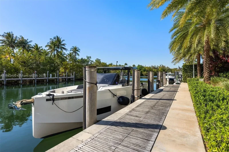 9360 Balada St, Coral Gables, Florida, United States. - Photo 33
