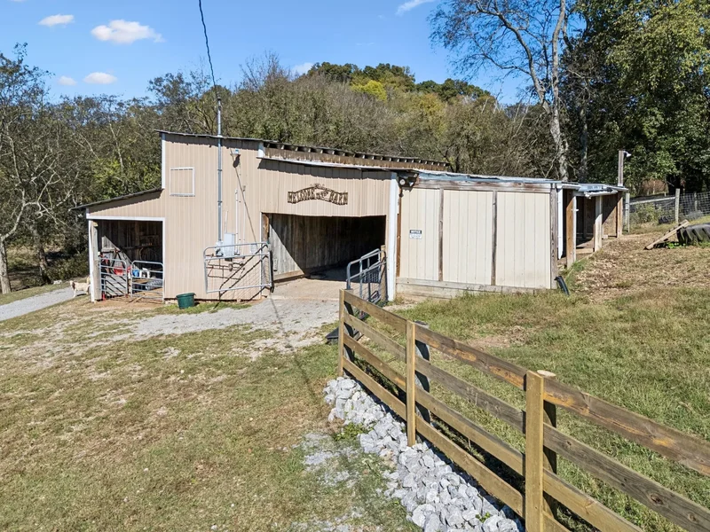 2846 Fuller Hollow Rd , Cornersville, TN 37047, Cornersville, Tennessee, United States. - Photo 55