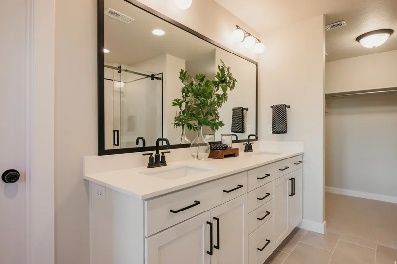 1651 W CANYON RIM RD 633, Lehi, Utah, United States. - Photo 47
