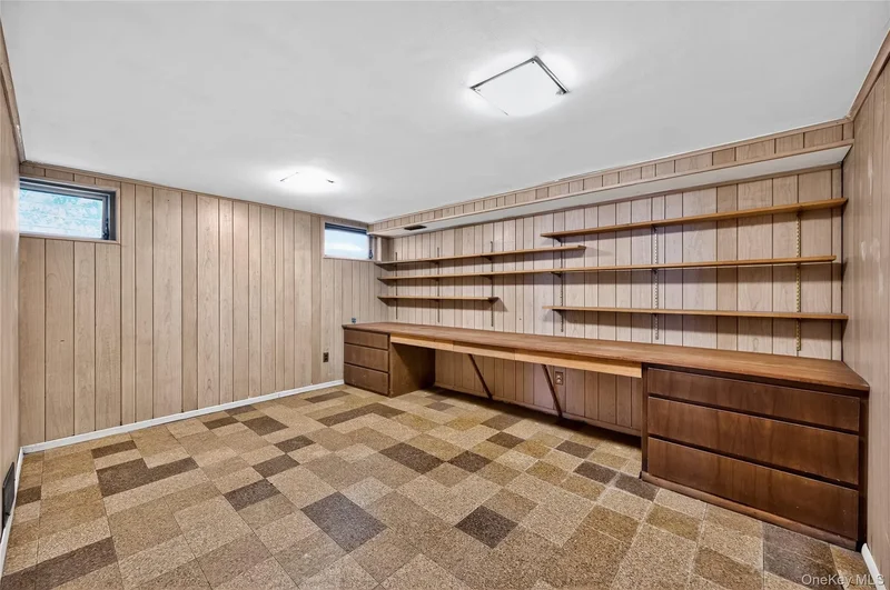 57 Old Town Lane , Huntington, NY 11743, Halesite, New York, United States. - Photo 16