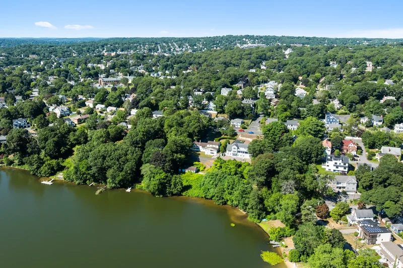 335 Mystic St , Arlington, MA 02474, Arlington, Massachusetts, United States. - Photo 26