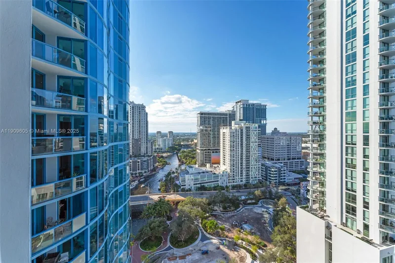 333 Las Olas Way 2505, Fort Lauderdale, Florida, United States. - Photo 41