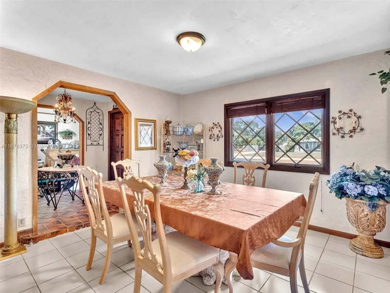 5310 SW 109th Ave, Davie, FL 33328, Davie, Florida, United States. - Photo 20