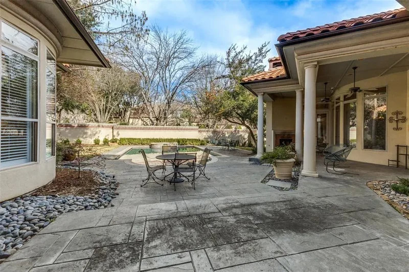 14828 Bellbrook Drive, Addison, Texas, United States. - Photo 30