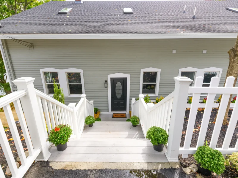 286 Grove Street , Clinton, MA 01510, Clinton, Massachusetts, United States. - Photo 42