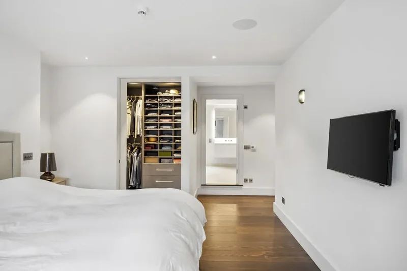 CHEYNE COURT, CHELSEA, SW3, London, England, United Kingdom. - Photo 20