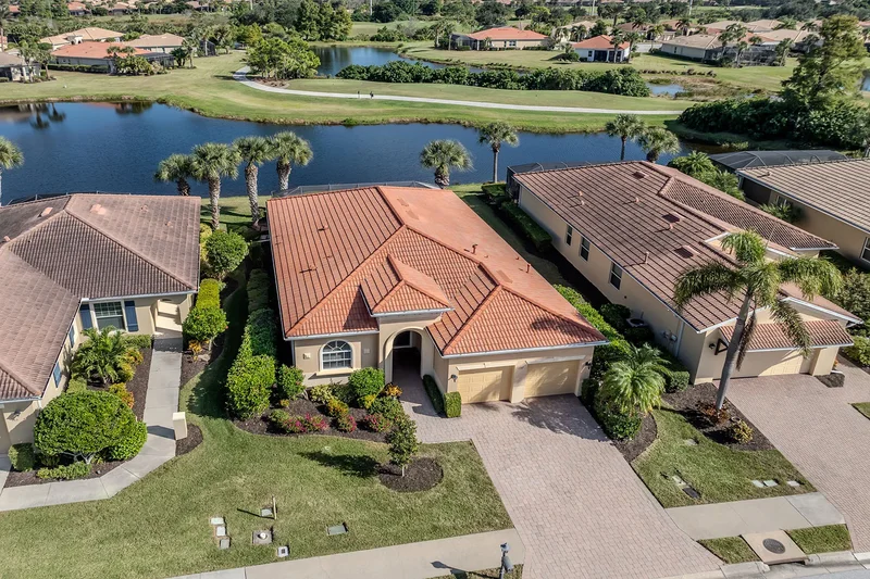 Venetian Golf & River Club