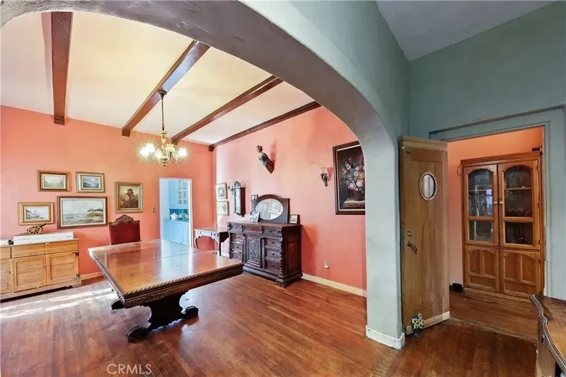 819 S Curson Avenue, Los Angeles, California, United States. - Photo 37