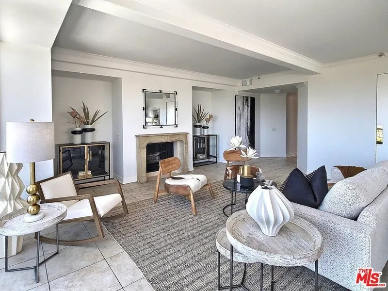 10550 Wilshire Boulevard 1004, Los Angeles, California, United States. - Photo 25