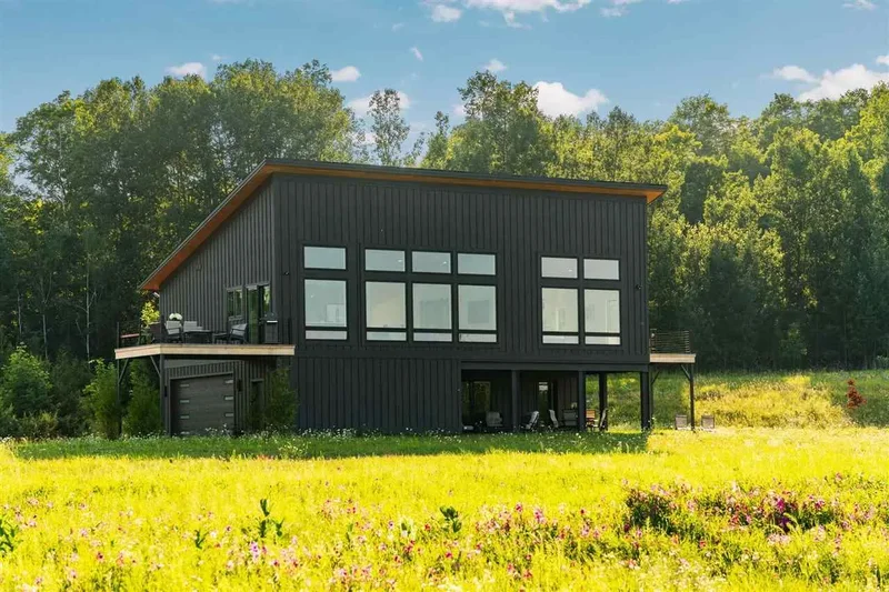 5052 Lakeshore Road, Boyne City, MI 49712, Boyne City, Michigan, United States. - Photo 48