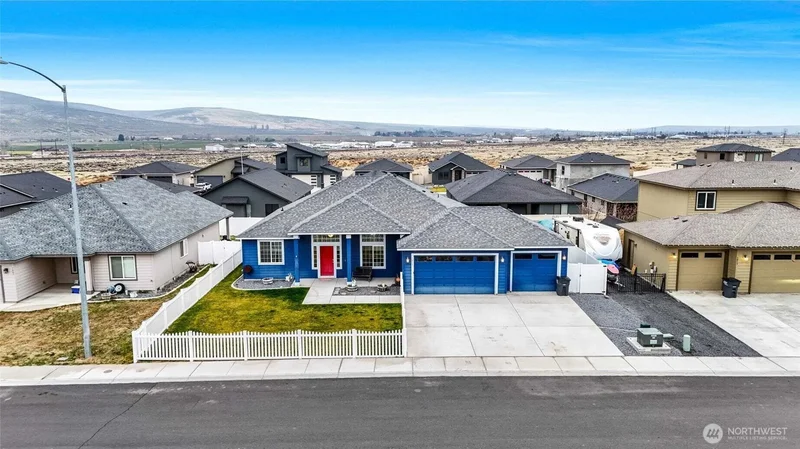1011 8th Avenue Ne, Ephrata, WA 98823, Ephrata, Washington, United States. - Photo 2