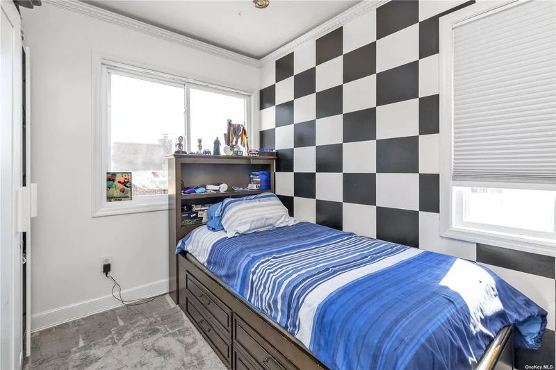 72-05 164th Street, Fresh Meadows, NY 11365, New York, New York, United States. - Photo 9