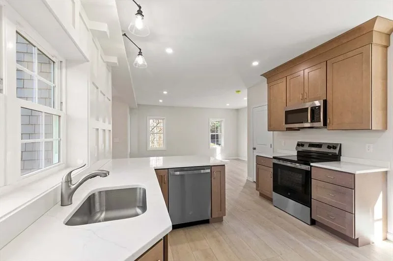 1234 State Rd #1, Plymouth, MA 02360, Plymouth, Massachusetts, United States. - Photo 5