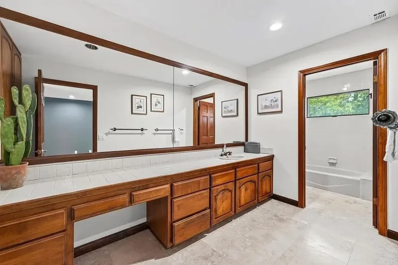 36500 De Portola Road, Temecula, California, United States. - Photo 60