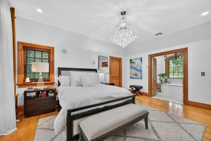 10 Greenwich Avenue, Central Valley, NY, 10917, USA, Woodbury, New York, United States. - Photo 14
