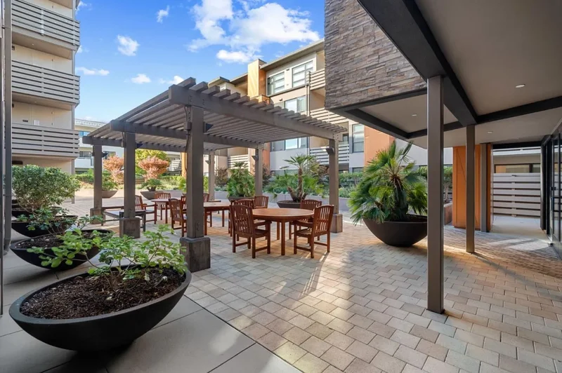 1838 Ogden Drive, Burlingame, California, United States. - Photo 9
