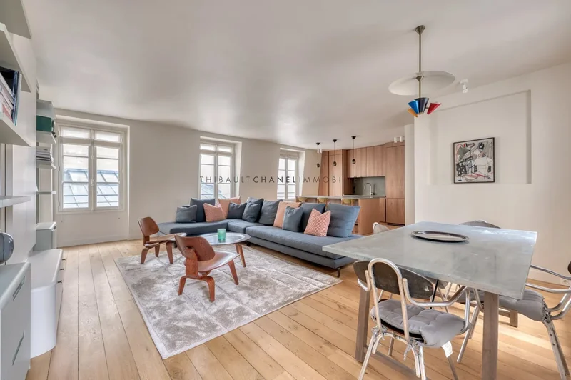 Paris 3rd – 3 rooms – 113 m²