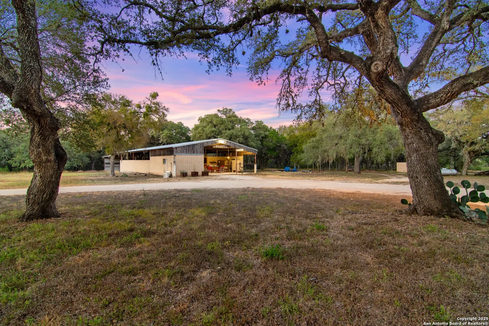 Property photo 8