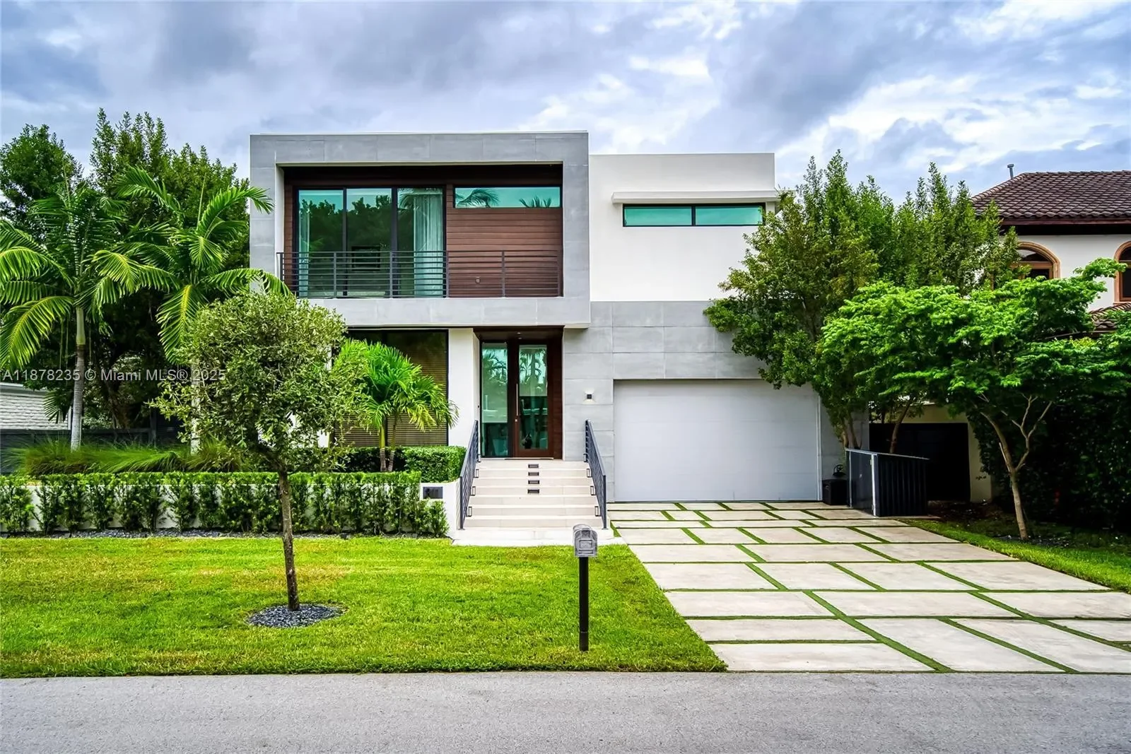 311 189th St, Golden Beach, Florida, United States. - Photo 47