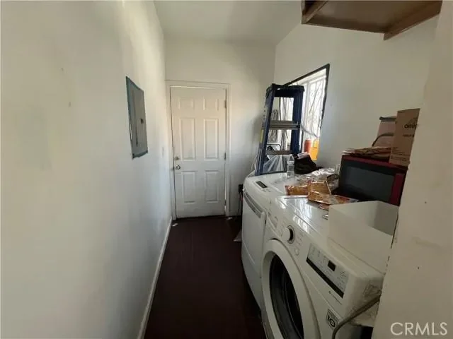 5881 S Broadway Avenue, Los Angeles, CA 90003, Los Angeles, California, United States. - Photo 10