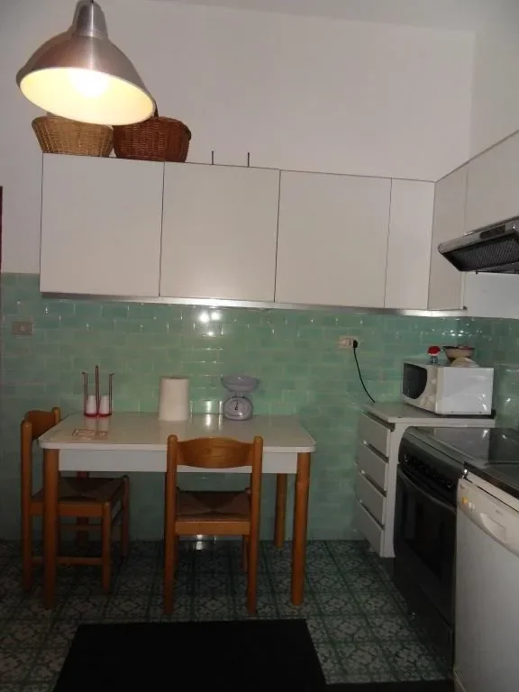 Gallery photo 2