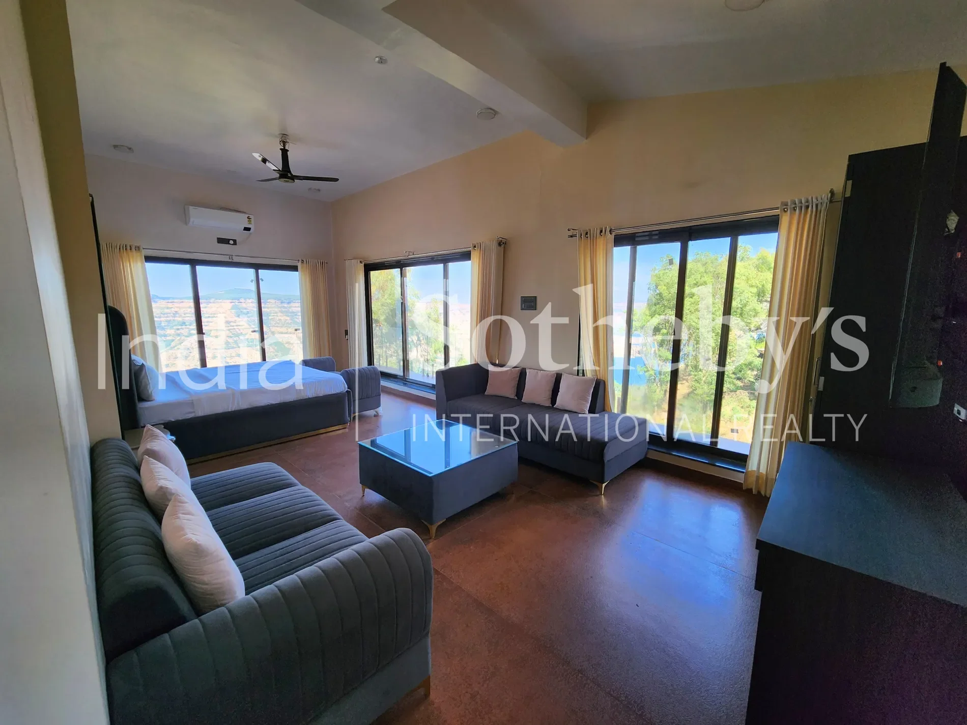 Mahabaleshwar, MH, Haroshi, Maharashtra, India. - Photo 4