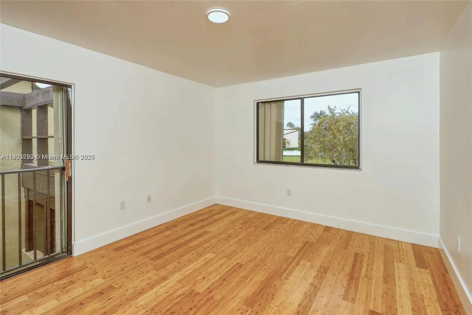 3905 Adra Ave, Doral, Florida, United States. - Photo 16