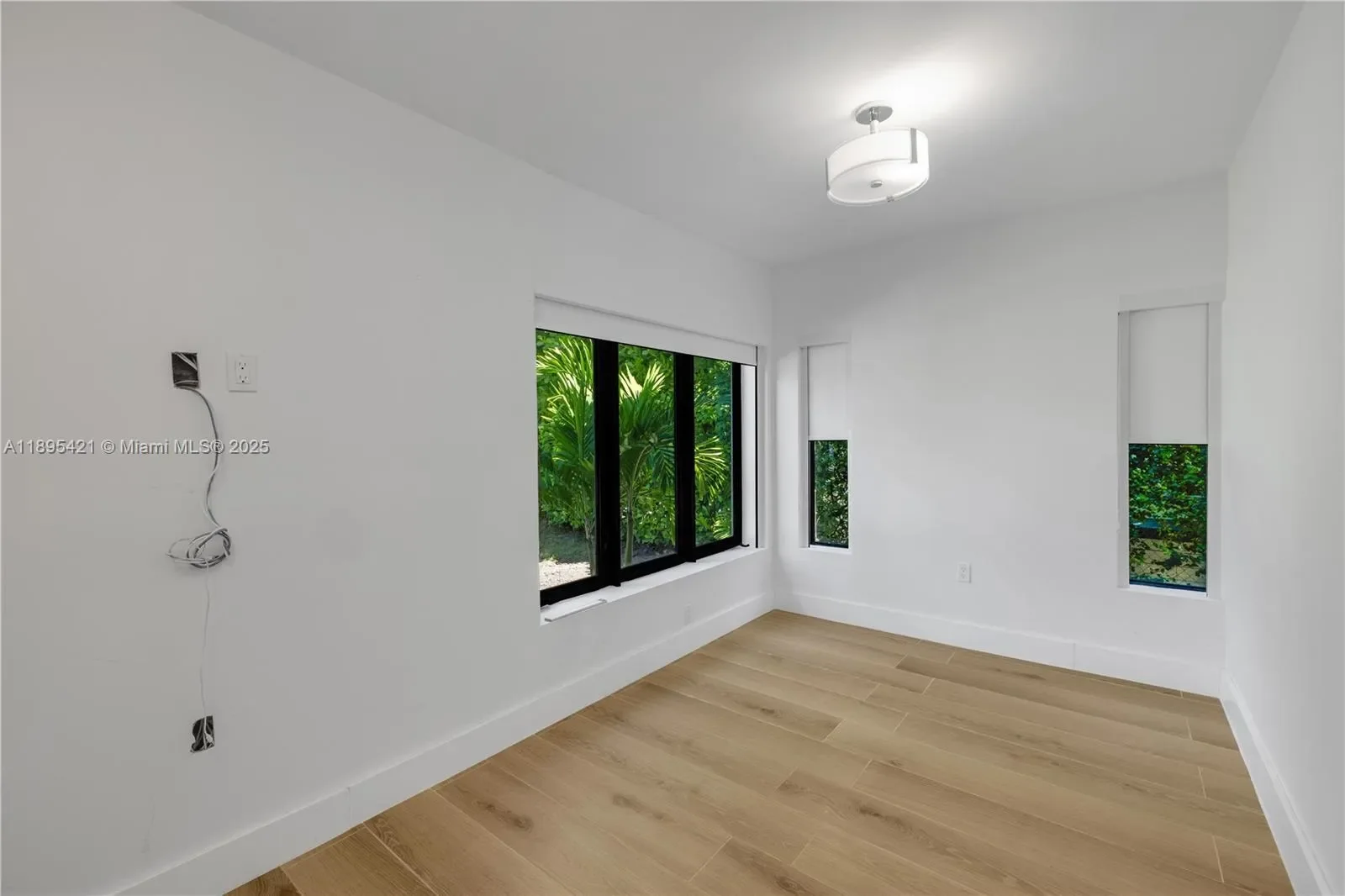 1132 NE 101ST St, Miami, Florida, United States. - Photo 20