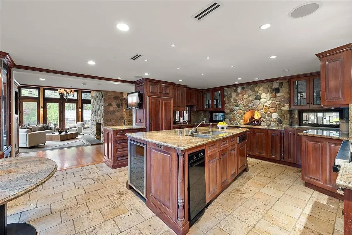 490 East Long Lake Road, Bloomfield Hills, Michigan, United States. - Photo 56