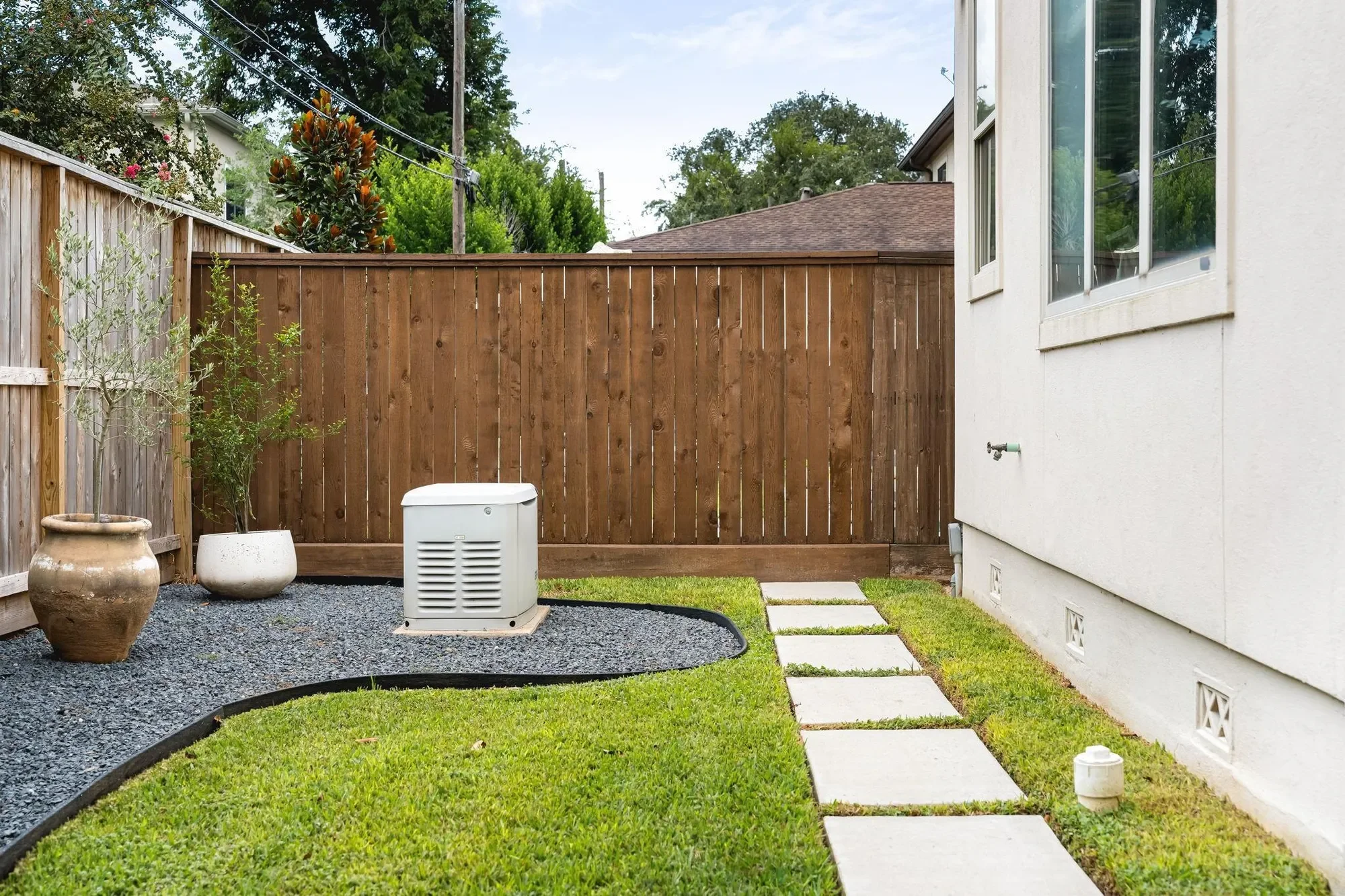 5529 Jessamine Street, Houston, Texas, United States. - Photo 32
