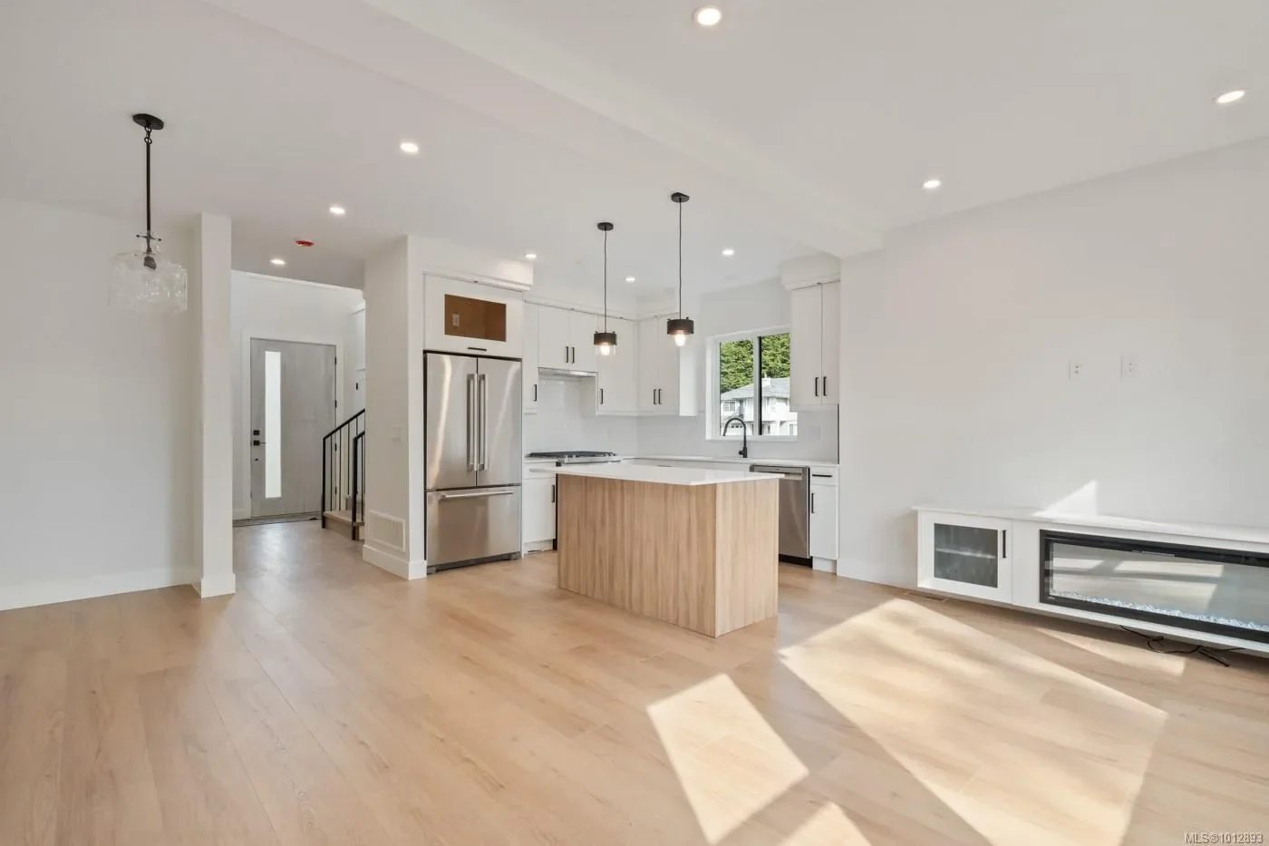 556 Belford Pl, Langford, British Columbia, Canada. - Photo 14