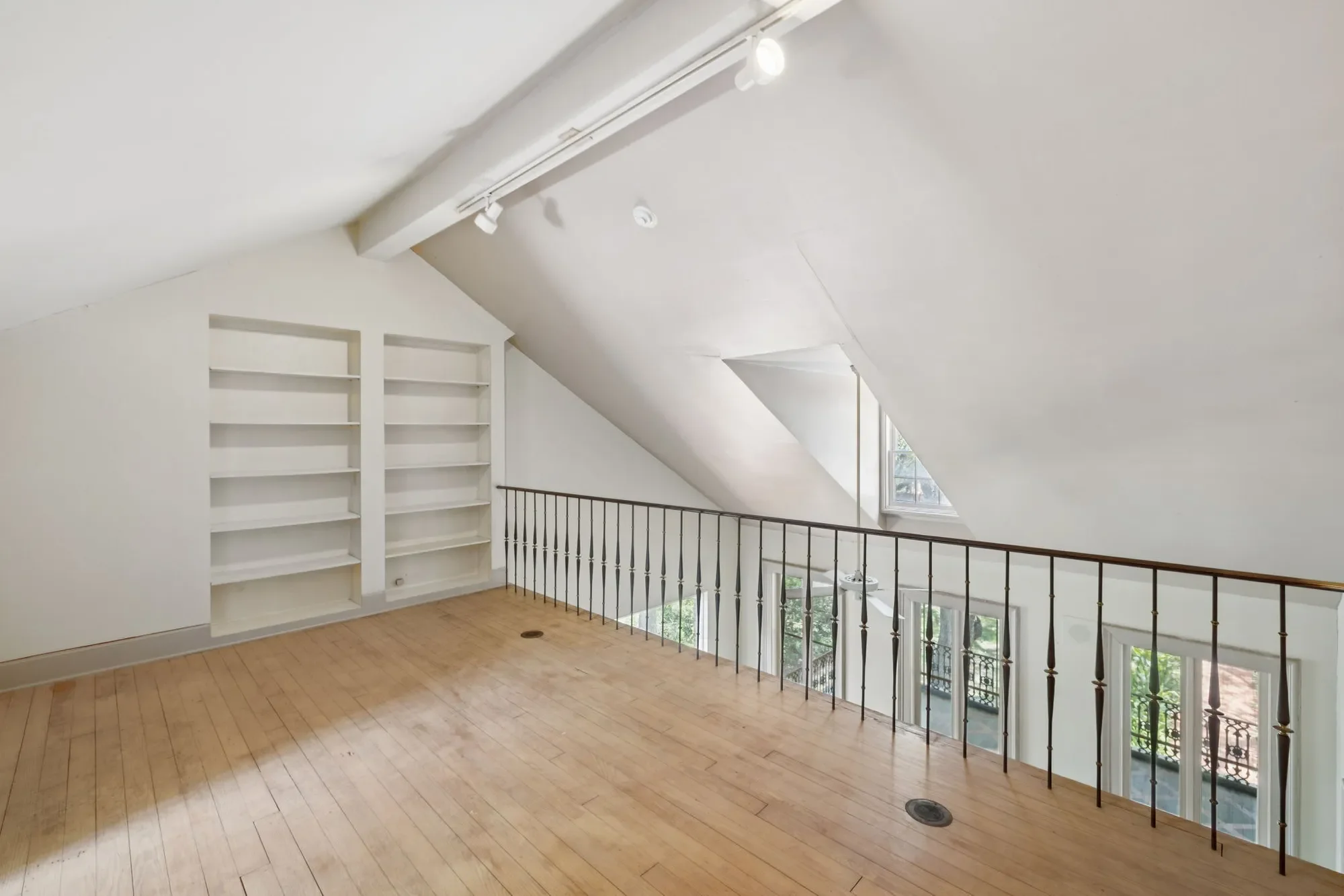 Gallery photo 10
