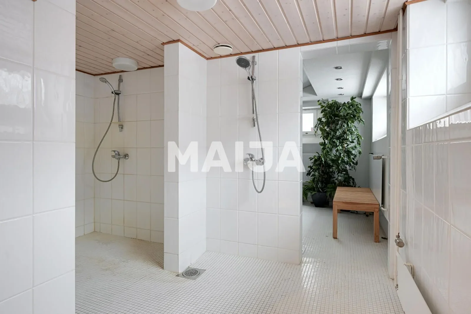 Gallery photo 3