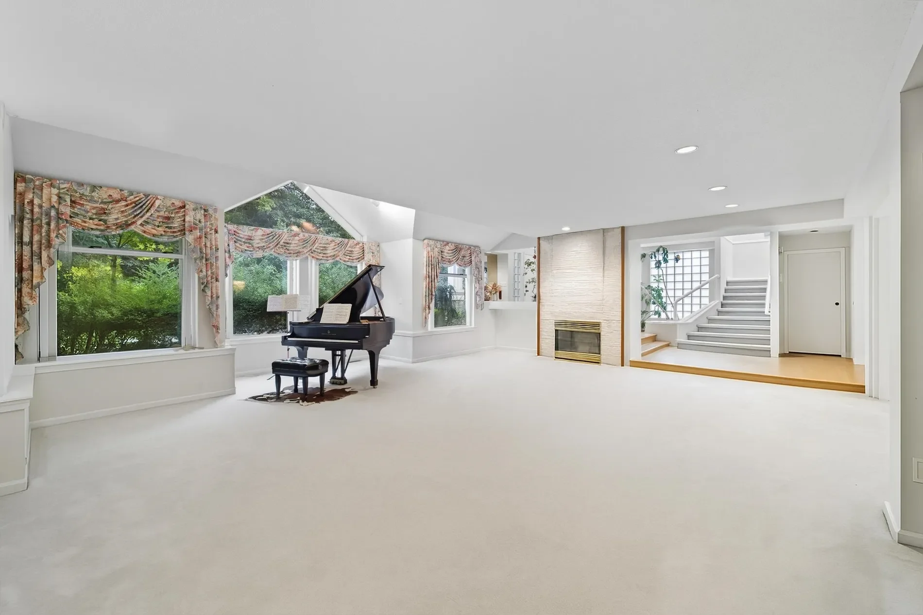 Gallery photo 9