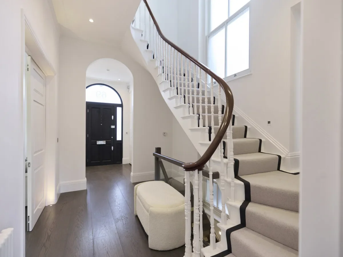 Springfield Road, London, NW8, London, England, United Kingdom. - Photo 10