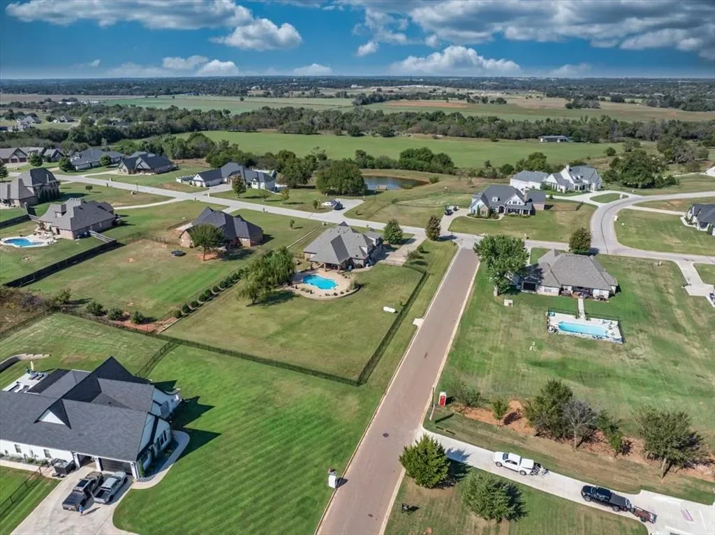 1582 High Ridge Drive, Blanchard, OK 73010, Blanchard, Oklahoma, United States. - Photo 29
