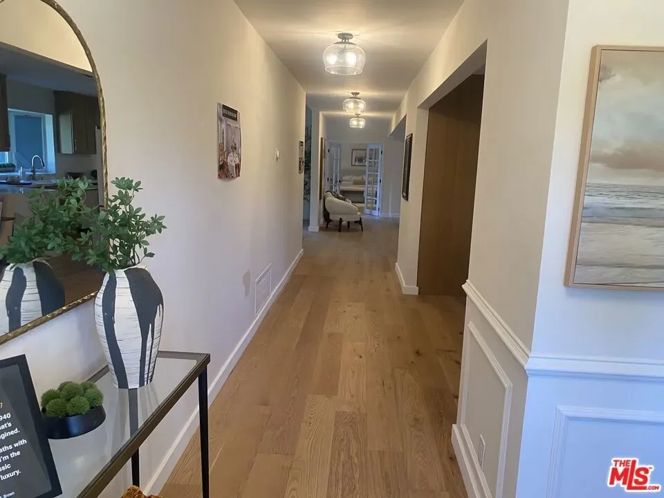 4559 Morella Avenue, Los Angeles, California, United States. - Photo 42