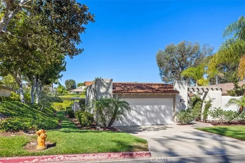 5011 Duverney, Laguna Woods, California, United States. - Photo 36