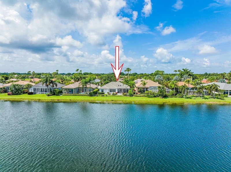 8933 Lakes Boulevard, Loxahatchee, Florida, United States. - Photo 19
