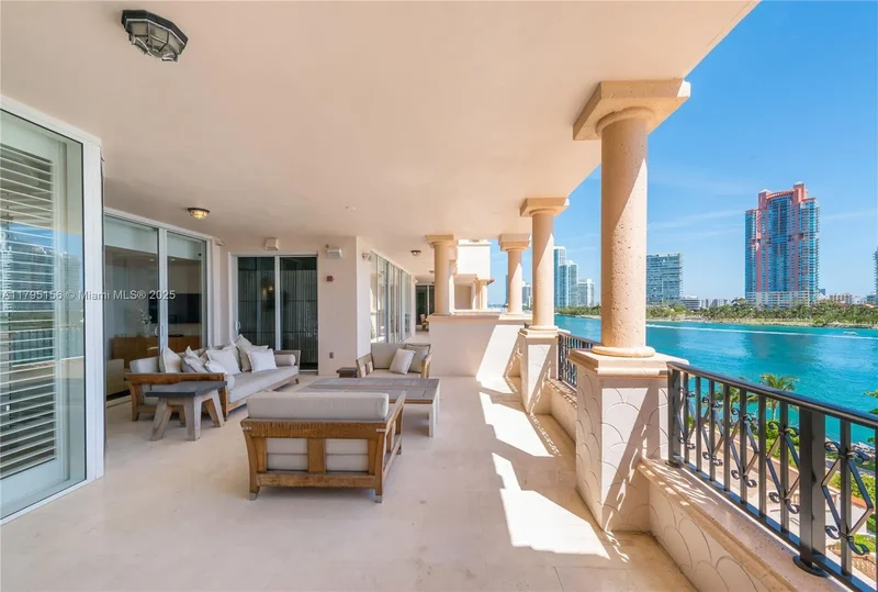 7143 Fisher Island Dr, Fisher Island, FL 33109, Miami Beach, Florida, United States. - Photo 17