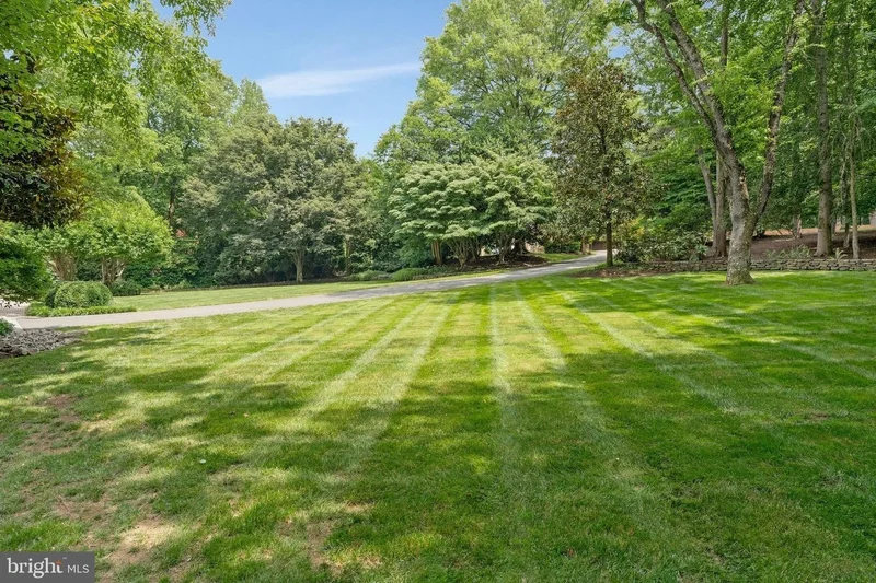 8014 GREENWICH WOODS DR, MCLEAN, VA, 22102, USA, McLean, Virginia, United States. - Photo 87