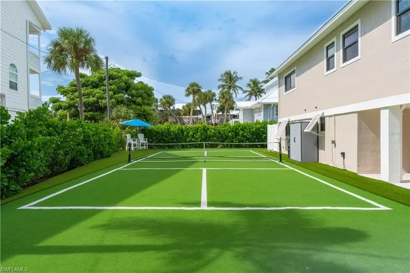 205 Bayview AVE, Fort Myers Beach, Florida, United States. - Photo 46