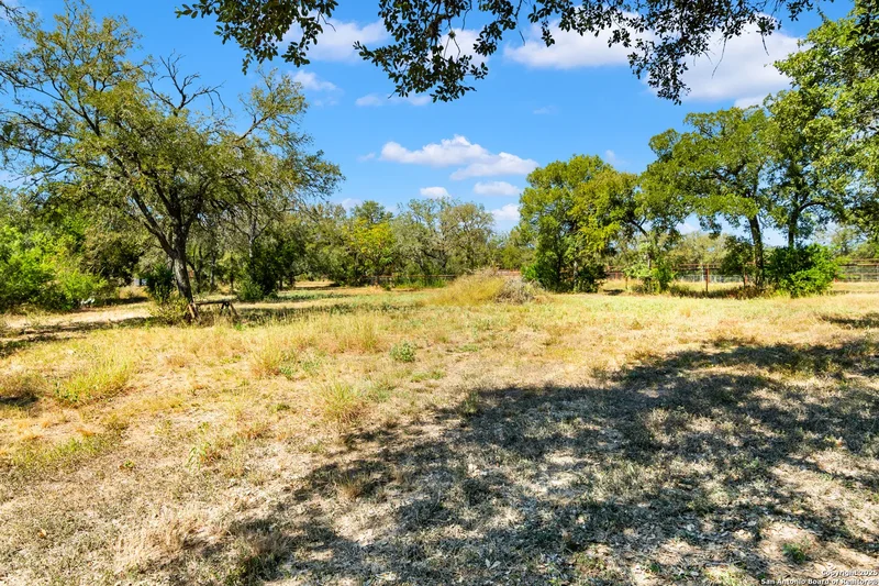 4025 Marion, Seguin, Texas, United States. - Photo 45