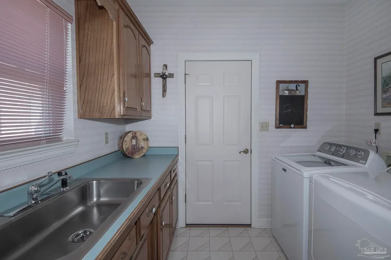 1505 Kings Rd, Cantonment, FL 32533, Cantonment, Florida, United States. - Photo 9