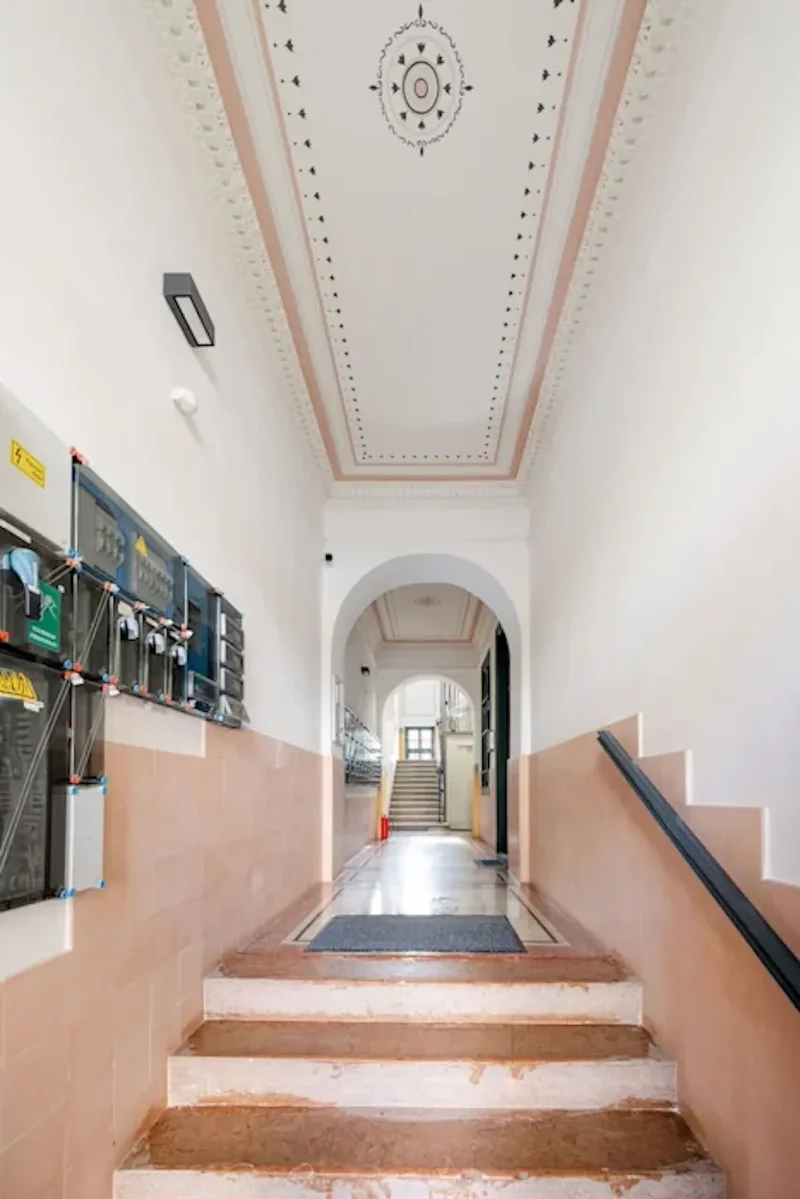 Budapest, Szilágyi Erzsébet fasor 10, 1125 Hungary, Budapest, Hungary. - Photo 10