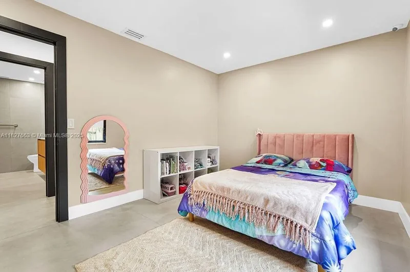 10746 Charleston Pl, Cooper City, Florida, United States. - Photo 42